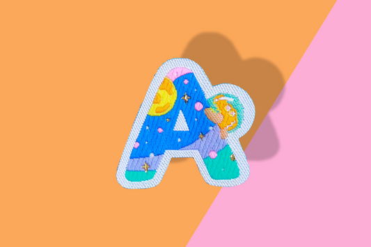A-アルファベットワッペン(宇宙恐竜)